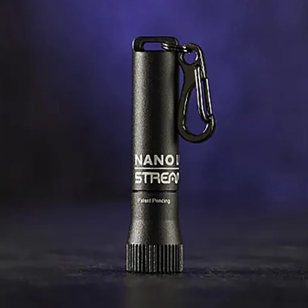 Streamlight Nano II Flashlight 20 Lumen w/AAA Batteries - Image 2